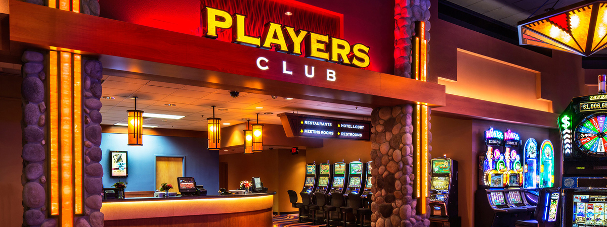 4 bears casino event center