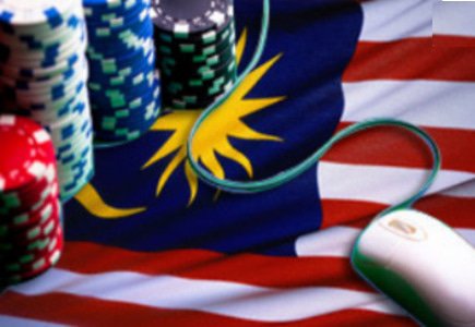 21 Arrested in Malaysian Online Gambling Raids
