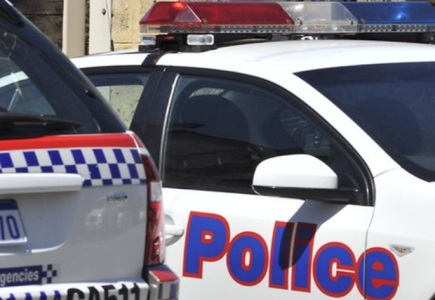 Aussie Policemen Investigated for Internet Abuse on Duty?