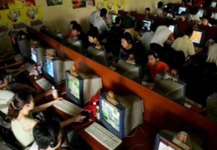 California Internet Café Raided for Illegal Online Gambling