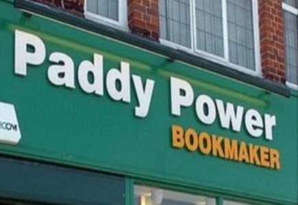 Paddy Power CEO to Resign in 2015