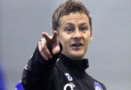 Championship: Solskjaer resigns as Cardiff City manager