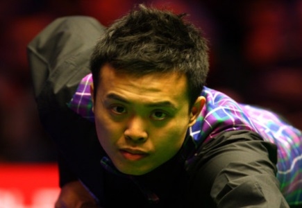 Snooker: VIDEO Marco Fu makes maximum break at Masters