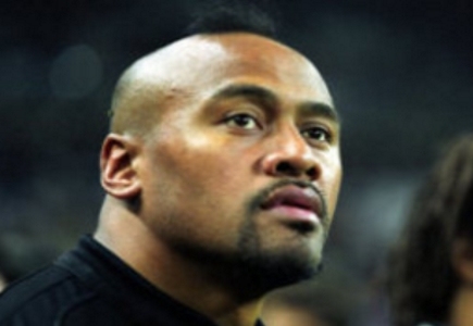 Rugby legend Jonah Lomu dies at the age of 40