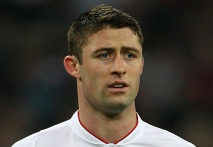 Premier League: Gary Cahill signs new Chelsea contract